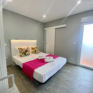 https://apt-stylish-2-by-homing.hotelaalgarve.com